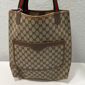 Vintage Gucci Tote. 🥰